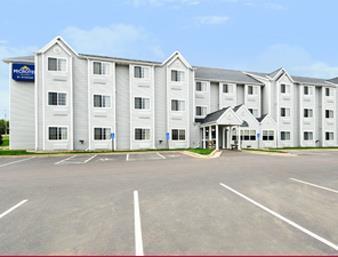 Microtel & By Wyndham Hotel 2*